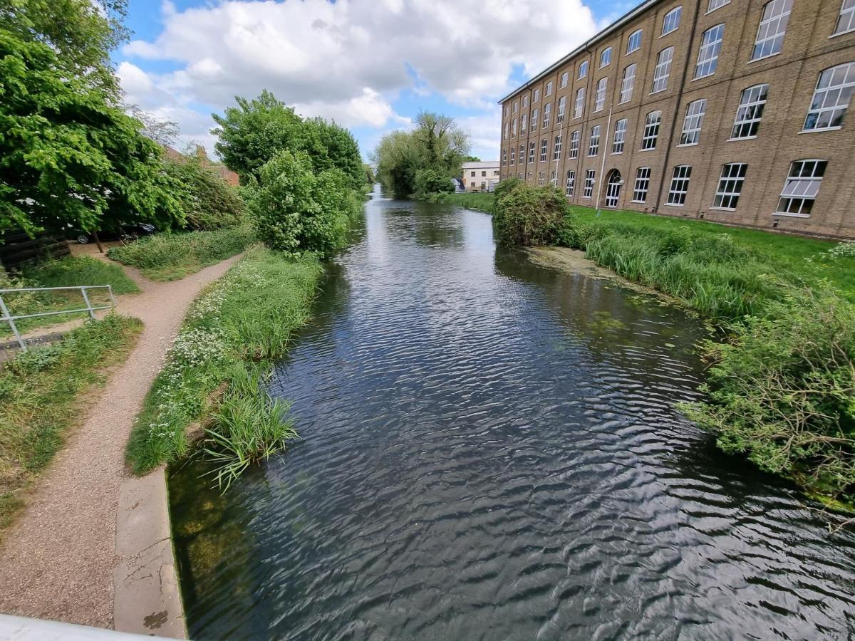 Swan Path Retreat - 2 Bedroom Apartment Heybridge  Exterior photo